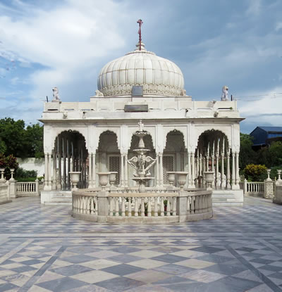 Kolkata Dadawadi Jain Temple (c) 2013 by John Goss
